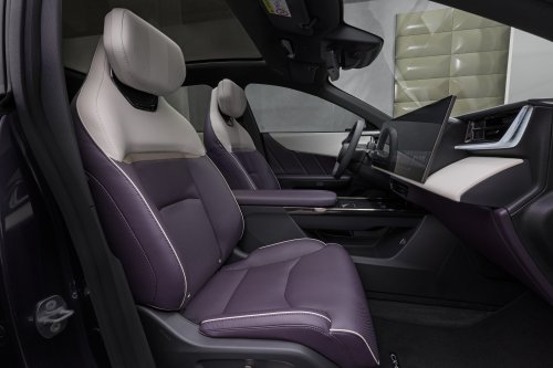 Mazda CX-6e – global EZ-60 is EV-only with 190 PS, 484 km WLTP range, 195 kW DC fast charging