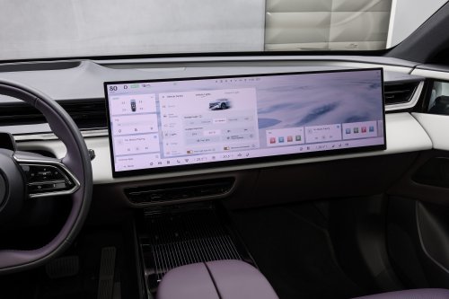 Mazda CX-6e – global EZ-60 is EV-only with 190 PS, 484 km WLTP range, 195 kW DC fast charging