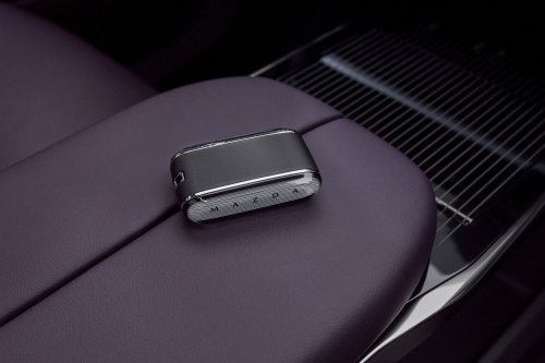 Mazda CX-6e – global EZ-60 is EV-only with 190 PS, 484 km WLTP range, 195 kW DC fast charging