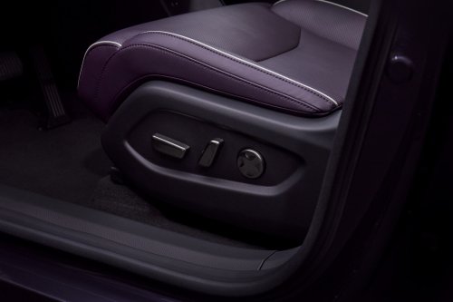 Mazda CX-6e – global EZ-60 is EV-only with 190 PS, 484 km WLTP range, 195 kW DC fast charging