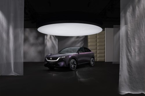 Mazda CX-6e – global EZ-60 is EV-only with 190 PS, 484 km WLTP range, 195 kW DC fast charging