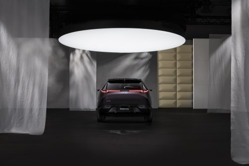 Mazda CX-6e – global EZ-60 is EV-only with 190 PS, 484 km WLTP range, 195 kW DC fast charging