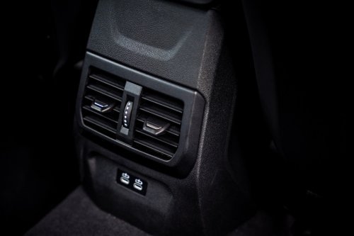 BMW 218 Gran Coupe with Iconic Glow, 150 units only