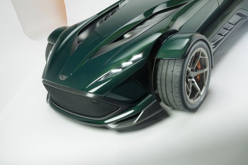 Donkervoort P24RS – two-seater with 600 hp/800 Nm 3.5L V6, 780 kg dry weight; limited to 150 units