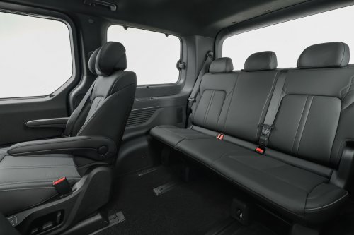 2026 Hyundai Staria Electric debuts – 84 kWh battery, 400 km WLTP estimated; seven- and 9-seater versions