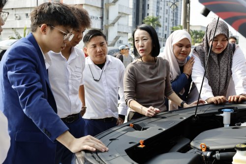 Proton eMas 7 PHEV open for booking – 3 variants, 2 battery choices, up to 996 km WLTP, RM110k-130k est