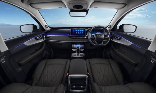 Chery Tiggo 8 1.6T full showroom gallery in Malaysia – non-Pro model is cheapest 7-seat Chery at RM129,800