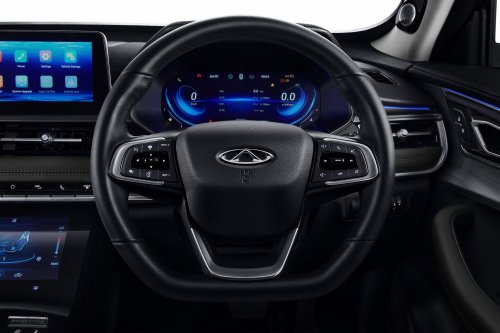 Chery Tiggo 8 1.6T full showroom gallery in Malaysia – non-Pro model is cheapest 7-seat Chery at RM129,800