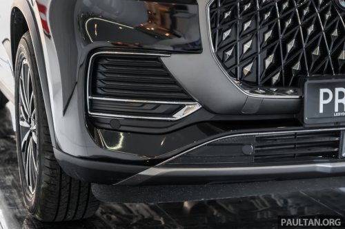 Chery Tiggo 8 1.6T full showroom gallery in Malaysia – non-Pro model is cheapest 7-seat Chery at RM129,800