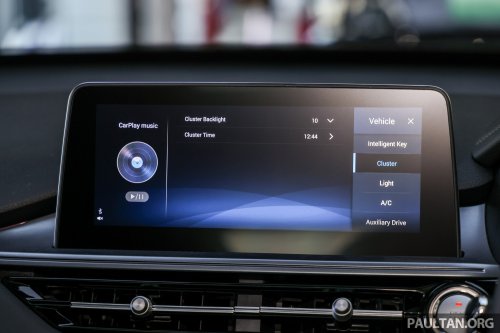 Chery Tiggo 8 1.6T full showroom gallery in Malaysia – non-Pro model is cheapest 7-seat Chery at RM129,800