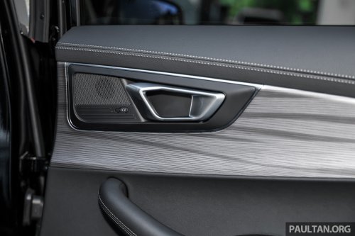 Chery Tiggo 8 1.6T full showroom gallery in Malaysia – non-Pro model is cheapest 7-seat Chery at RM129,800