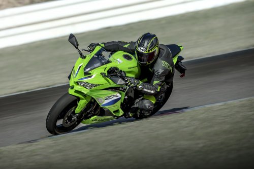 2026 Kawasaki Ninja ZX-4RR and ZX-4R SE make Malaysia debut, priced at RM42,999 and RM40,999
