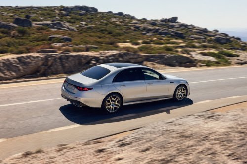 2026 Mercedes-Benz S-Class facelift – W223 gains MBUX Superscreen, flat-plane V8, trick suspension