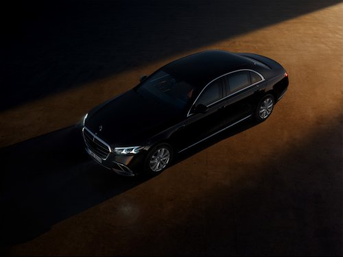 2026 Mercedes-Benz S-Class facelift – W223 gains MBUX Superscreen, flat-plane V8, trick suspension