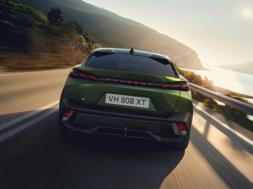 2026 Peugeot 408 facelift debuts – 1.6L PHEV, 1.2L 3-cylinder hybrid; e-408 EV with 456 km range WLTP