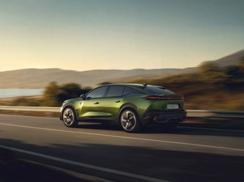 2026 Peugeot 408 facelift debuts – 1.6L PHEV, 1.2L 3-cylinder hybrid; e-408 EV with 456 km range WLTP