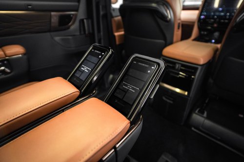 2026 Toyota Vellfire Hybrid launched in Malaysia – 250 PS, 5.7 l/100 km, Alphard-level kit, priced at RM550k