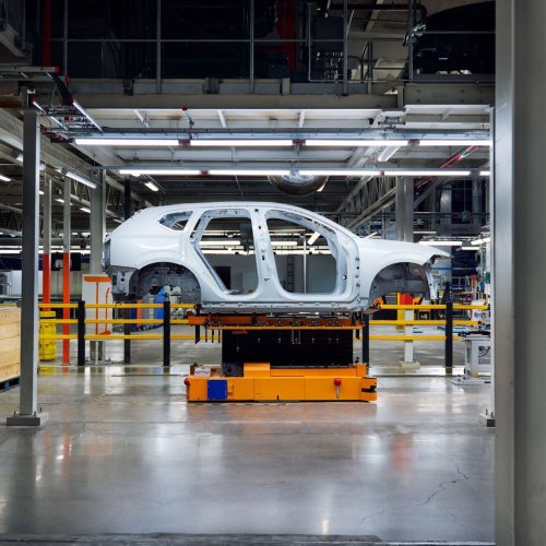 Volvo EX60 leaked ahead of Jan 21 reveal – EV SUV with 810 km range, 800-volt DC fast charging