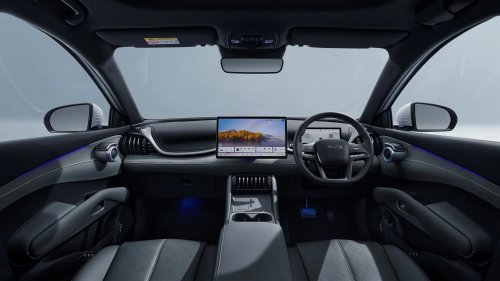 BYD Atto 3 facelift in HK – still FWD, 204 PS, 420 km WLTP range, but with faster 105 kW DC charging