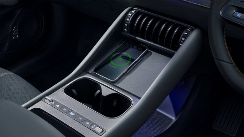 BYD Atto 3 facelift in HK – still FWD, 204 PS, 420 km WLTP range, but with faster 105 kW DC charging