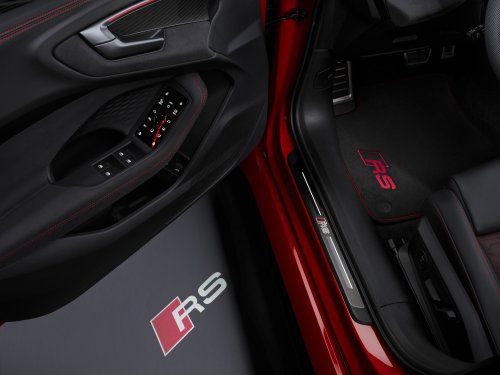 2026 Audi RS5 – 639 PS PHEV über sedan/wagon; 0-100 km/h 3.6 secs, 84 km EV range, up to 2,370 kg