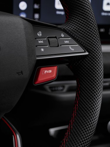 2026 Audi RS5 – 639 PS PHEV über sedan/wagon; 0-100 km/h 3.6 secs, 84 km EV range, up to 2,370 kg