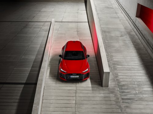 2026 Audi RS5 – 639 PS PHEV über sedan/wagon; 0-100 km/h 3.6 secs, 84 km EV range, up to 2,370 kg