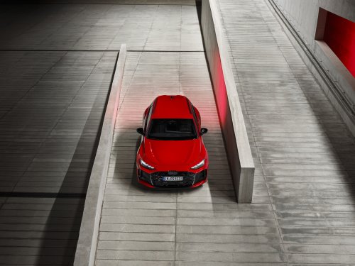 2026 Audi RS5 – 639 PS PHEV über sedan/wagon; 0-100 km/h 3.6 secs, 84 km EV range, up to 2,370 kg