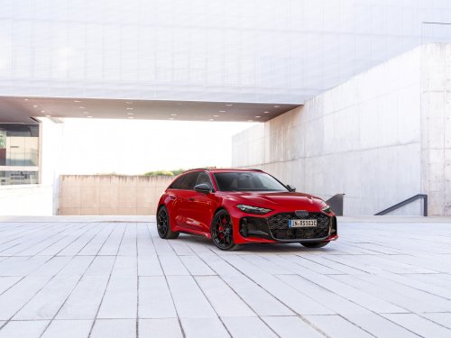 2026 Audi RS5 – 639 PS PHEV über sedan/wagon; 0-100 km/h 3.6 secs, 84 km EV range, up to 2,370 kg