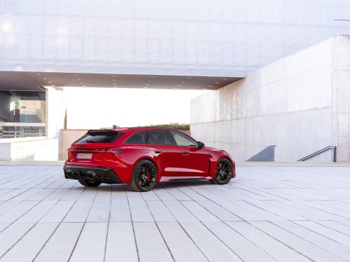2026 Audi RS5 – 639 PS PHEV über sedan/wagon; 0-100 km/h 3.6 secs, 84 km EV range, up to 2,370 kg