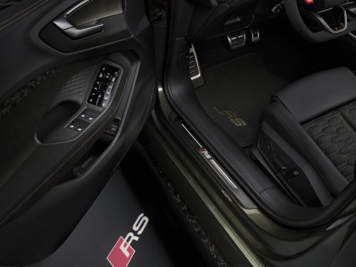 2026 Audi RS5 – 639 PS PHEV über sedan/wagon; 0-100 km/h 3.6 secs, 84 km EV range, up to 2,370 kg