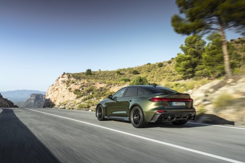 2026 Audi RS5 – 639 PS PHEV über sedan/wagon; 0-100 km/h 3.6 secs, 84 km EV range, up to 2,370 kg
