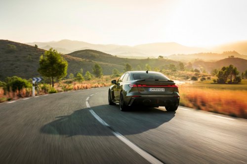 2026 Audi RS5 – 639 PS PHEV über sedan/wagon; 0-100 km/h 3.6 secs, 84 km EV range, up to 2,370 kg