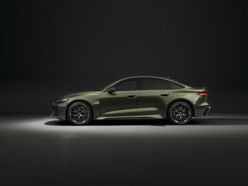 2026 Audi RS5 – 639 PS PHEV über sedan/wagon; 0-100 km/h 3.6 secs, 84 km EV range, up to 2,370 kg