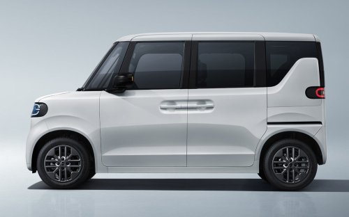 BYD Racco interior revealed – brand’s first EV kei car to go on sale in Japan in the summer; 180 km WLTP