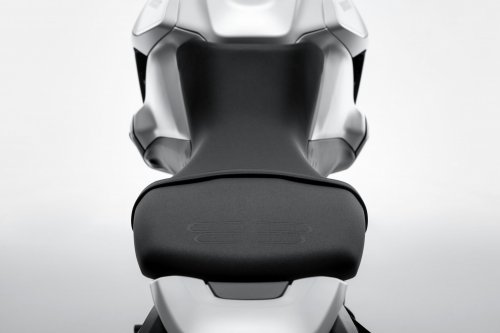 2026 Ducati DesertX updated, new chassis, TFT screen