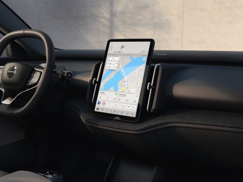 Volvo EX30 updated for MY2026 – entry-level 150 PS powertrain added, up to 476 km WLTP; new UX, V2L