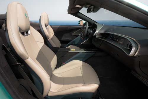 Ferrari Amalfi Spider debuts – 640 PS/760 Nm soft-top convertible arrives as the Roma Spider replacement