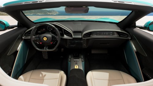 Ferrari Amalfi Spider debuts – 640 PS/760 Nm soft-top convertible arrives as the Roma Spider replacement