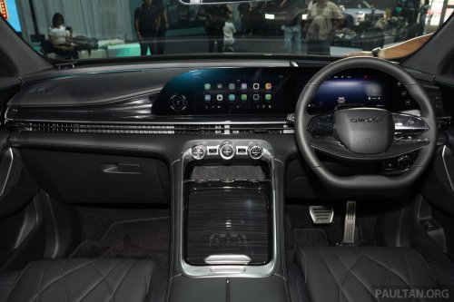 Buy an Omoda C9 PHEV from Omoda Jaecoo Carro, enjoy launch package worth RM4,618 – rebate + V2L