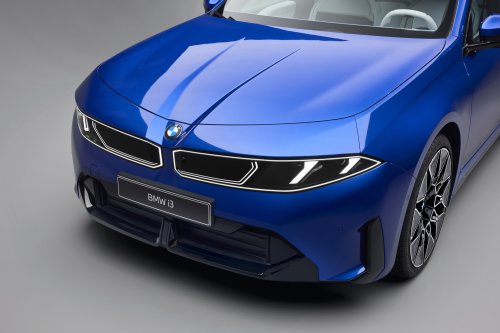 2026 BMW i3 revealed – NA0 EV 3 Series with up to 469 PS, 900 km WLTP range, 400 kW DC fast charging