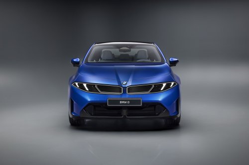 2026 BMW i3 revealed – NA0 EV 3 Series with up to 469 PS, 900 km WLTP range, 400 kW DC fast charging