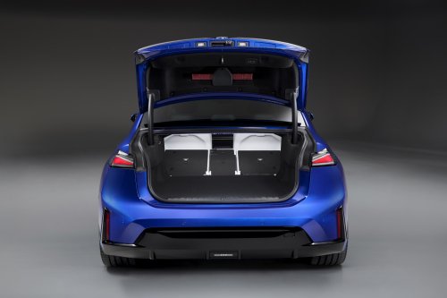 2026 BMW i3 revealed – NA0 EV 3 Series with up to 469 PS, 900 km WLTP range, 400 kW DC fast charging