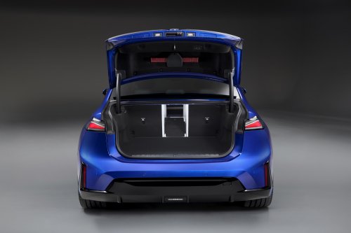 2026 BMW i3 revealed – NA0 EV 3 Series with up to 469 PS, 900 km WLTP range, 400 kW DC fast charging