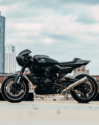 Harley-Davidson shows carbon-fibre RMCR Concept