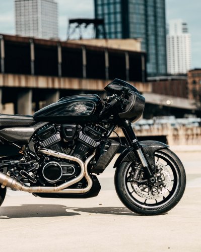 Harley-Davidson shows carbon-fibre RMCR Concept