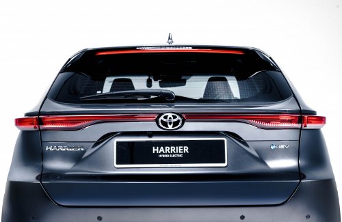 2026 Toyota Harrier 2.5 Hybrid launched in Malaysia – 218 PS combined, 12.3-inch digital display; fr RM289k