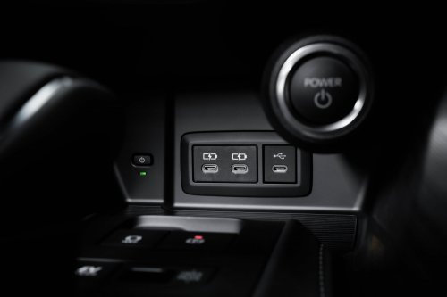 2026 Toyota Harrier 2.5 Hybrid launched in Malaysia – 218 PS combined, 12.3-inch digital display; fr RM289k