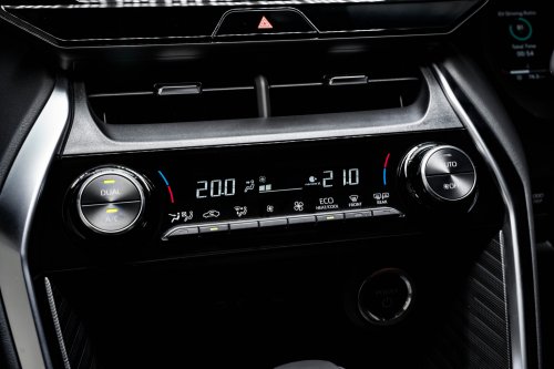 2026 Toyota Harrier 2.5 Hybrid launched in Malaysia – 218 PS combined, 12.3-inch digital display; fr RM289k