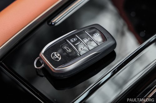 2026 Toyota Vellfire Hybrid in Malaysia – full gallery of petrol-electric MPV with 250 PS, Alphard kit, RM550k